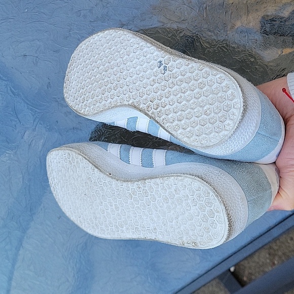 Addidas Giselle Sky Blue Suede Round Toe Sneaker Unisex - Picture 12 of 16